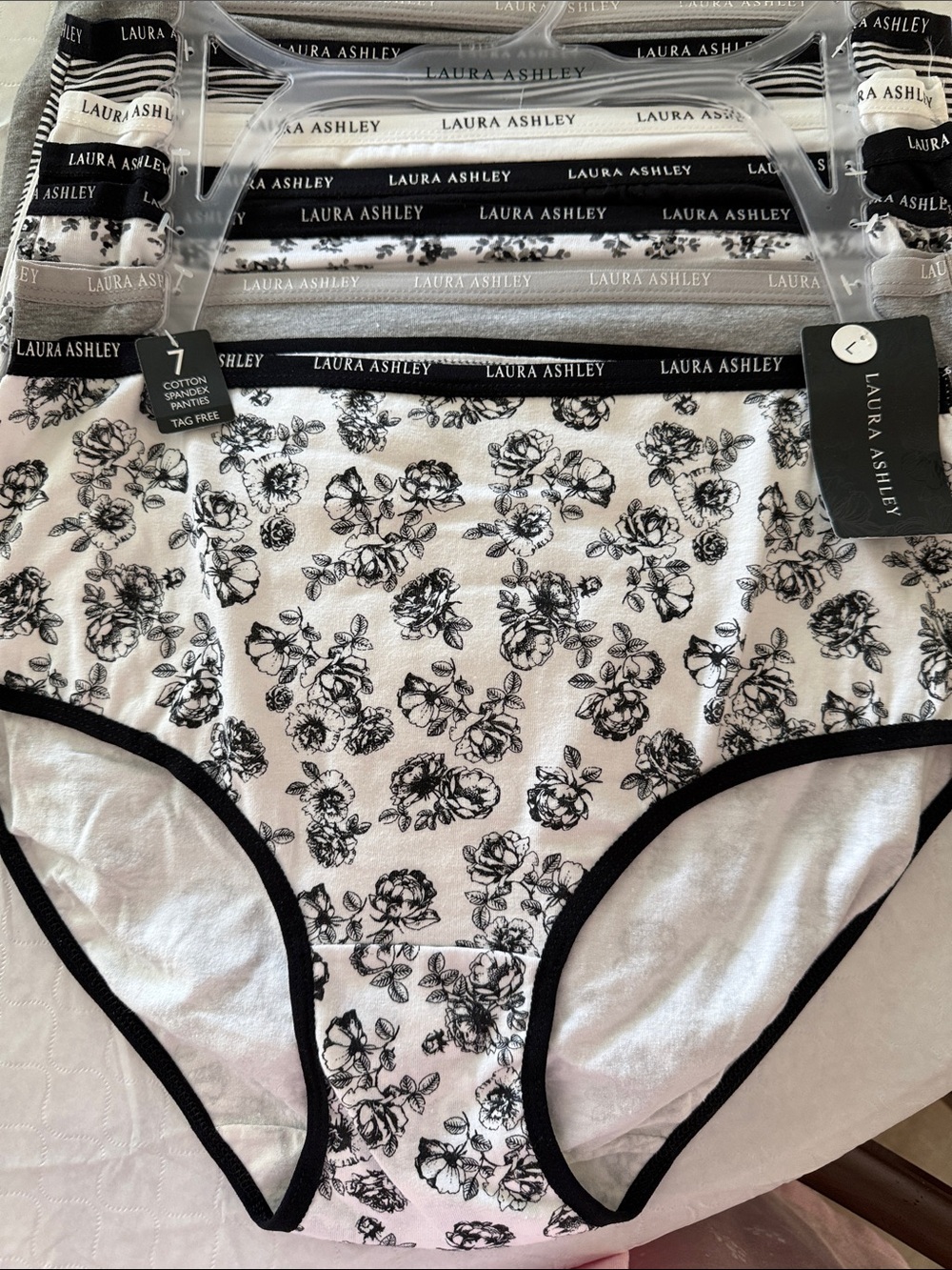 Laura Ashley Large 7 Pairs Briefs White, Black, & Navy, Floral Cotton Tagless